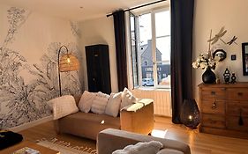 Les libellules, maison de ville, classé 4 étoiles avec baignoire spa à Dinan Lanvallay